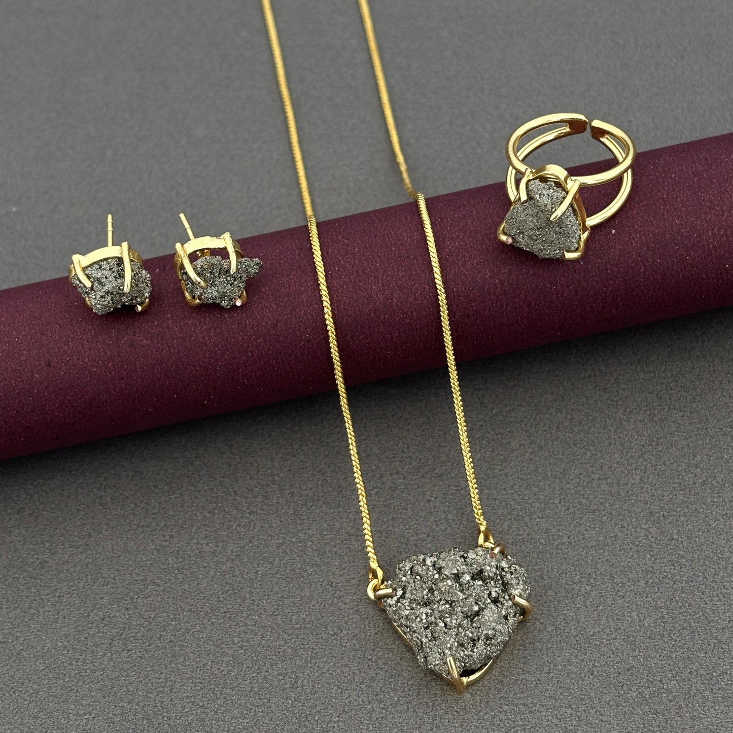 Pyrite stone pendant sets