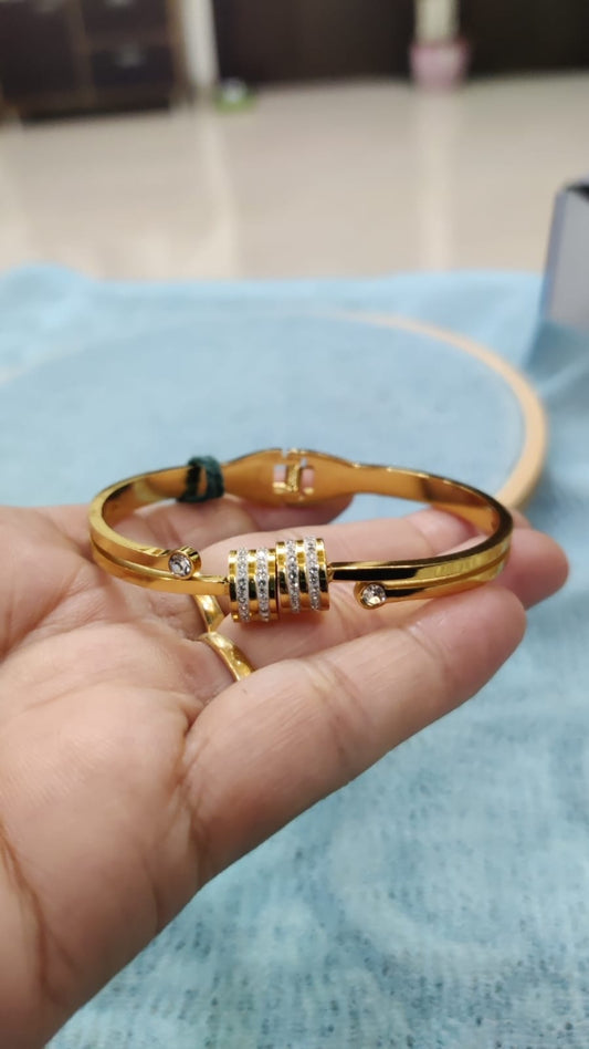 Anti Tarnish Bracelet