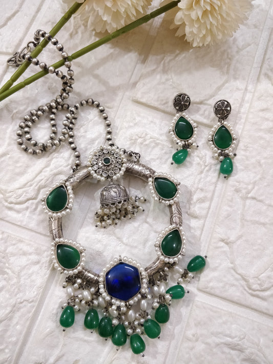 Beautiful long brass necklace set