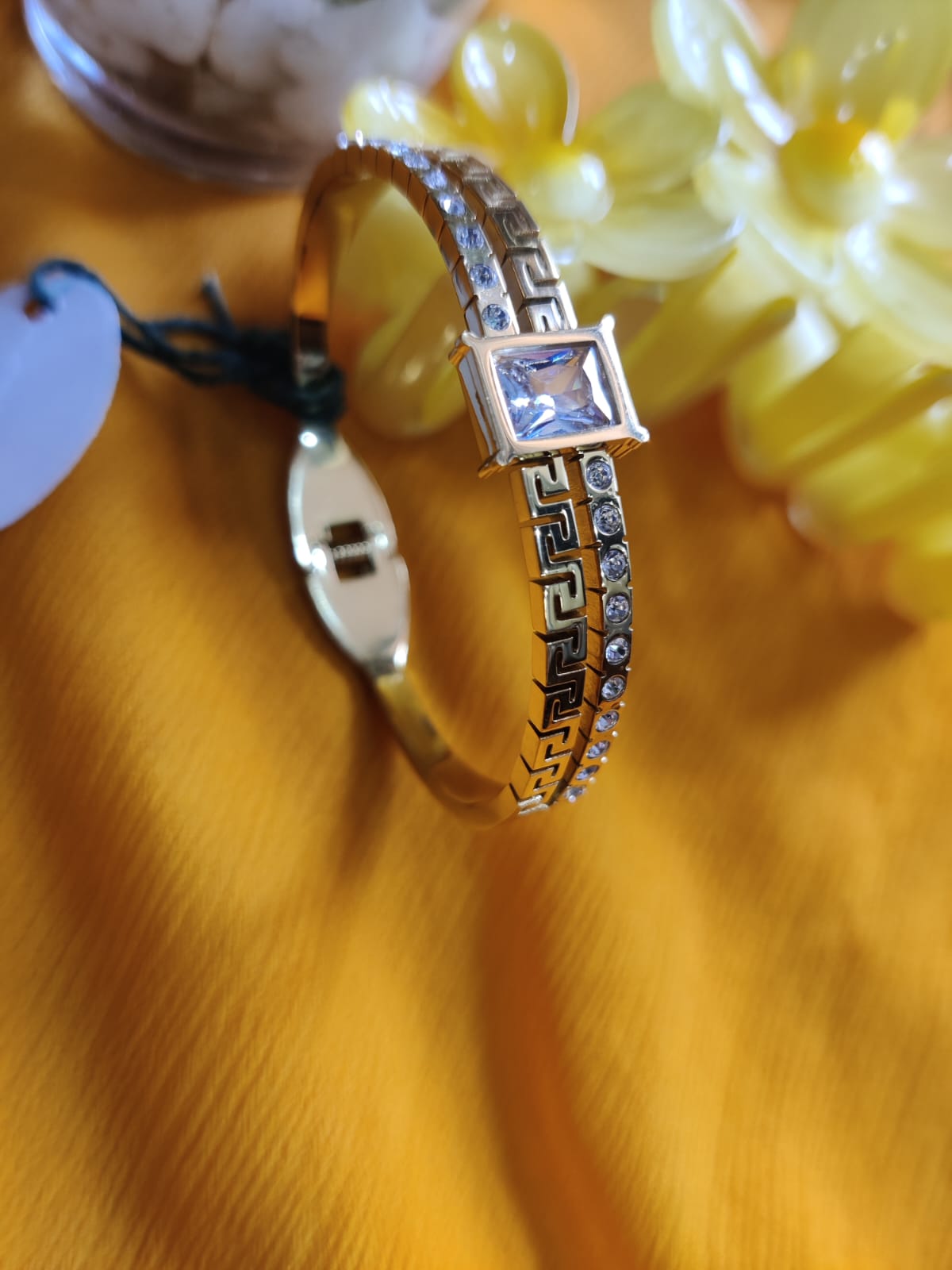 Anti tranish Bracelet