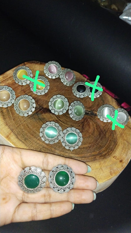 Brass circular studs