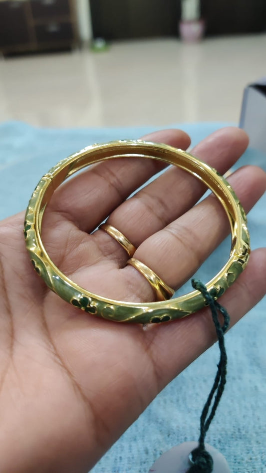 Enamel kada