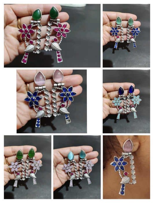 Bird motif earrings